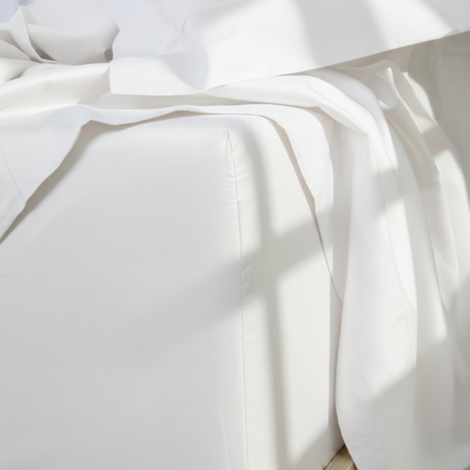 White Crisp Cool Percale Duvet Set